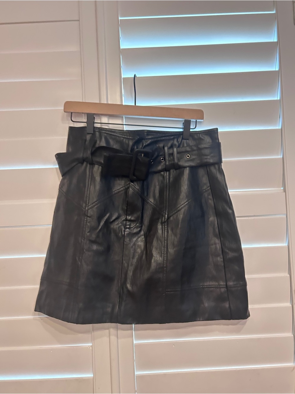 Line & Dot Vegan Leather Mini Skirt Black Size Medium